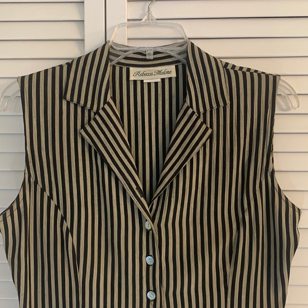 Black and taupe vest style top. By Rebecca Malone. Size small.